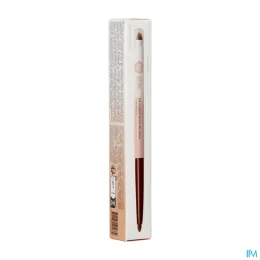 Même Le Crayon pour les Yeux Sensibles