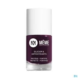 Même Vernis à Ongles au Silicium